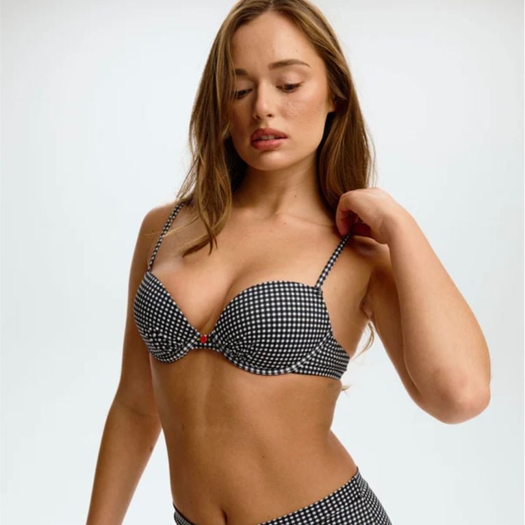 Maillots de bain: 4 modèles tendance d'entreprises locales